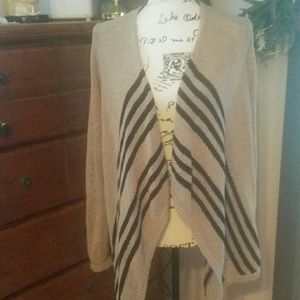 Cardigan sweater